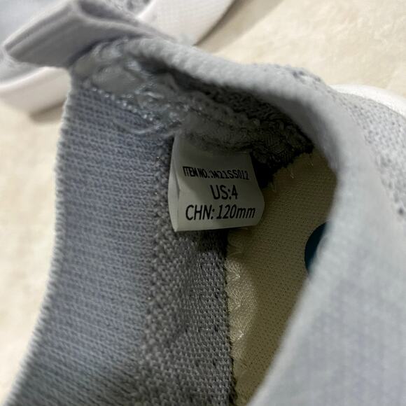 Baby Sneakers Girls Boys Lightweight Breathable Mesh Shoes Size 4 - Picture 8 of 8